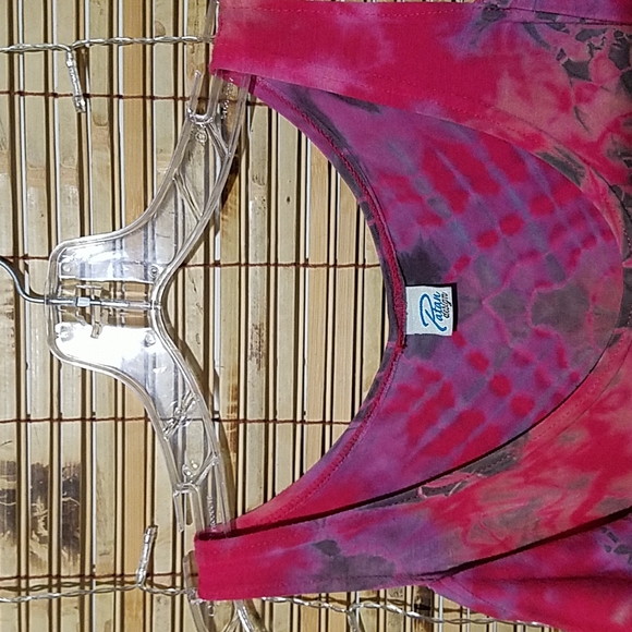 Gorgeous Hot Pink Tie Dye Cold Shoulder Short Sleeve Midi Dress - Picture 8 of 8